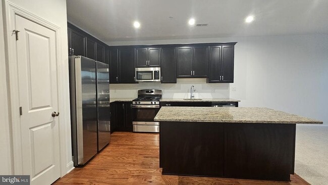 Building Photo - 28 Ironwood Dr