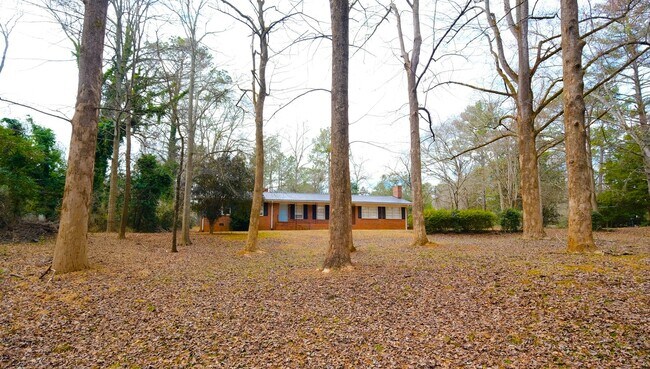 Building Photo - 1380 Ivywood Dr