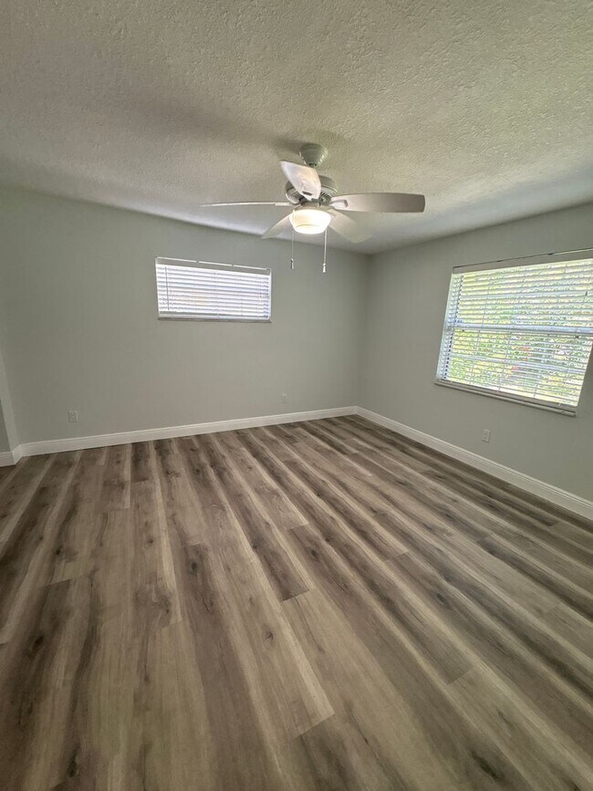 Building Photo - Beautiful 3 Beds 2 Baths home