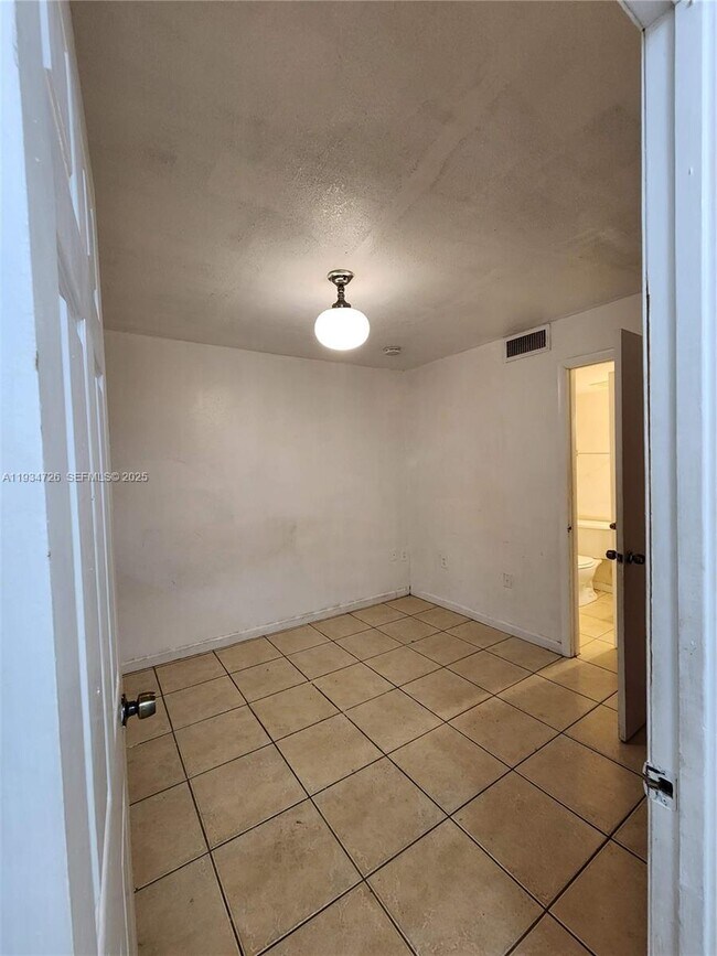 Building Photo - 19715 SW 114th Ave