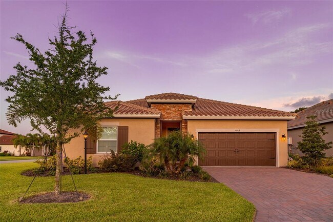 Building Photo - 4919 Tobermory Way