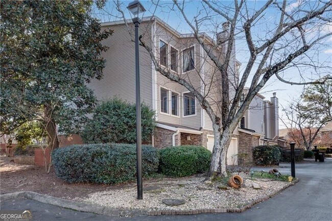 Primary Photo - 54 Basswood Cir NE