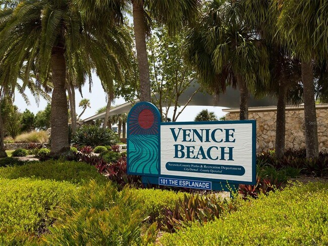 Building Photo - 4437 Corso Venetia Blvd