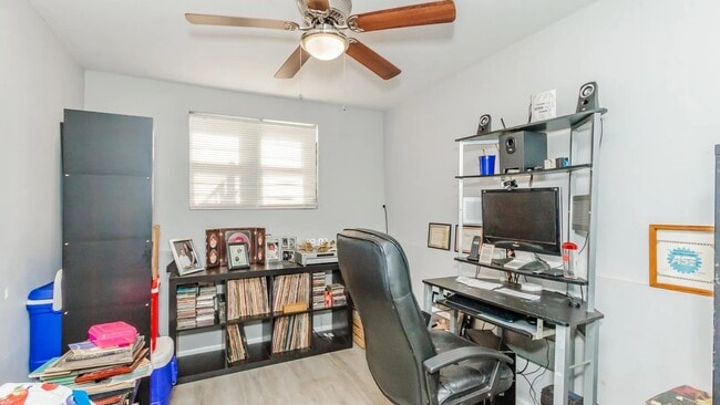 Building Photo - 5141 S Carpenter St