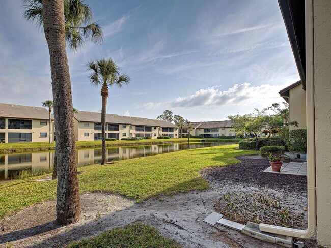 Building Photo - 2BD/2BA Mission Lakes Condo