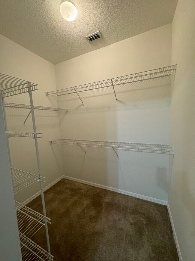 Building Photo - Avalon Lakes: 3 Bedroom, 2 Bathroom, 2 Car Garage home