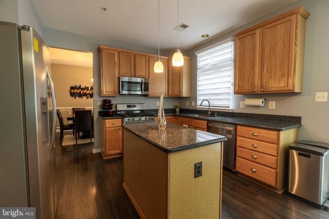 Building Photo - 6004 Glenn Station Ct