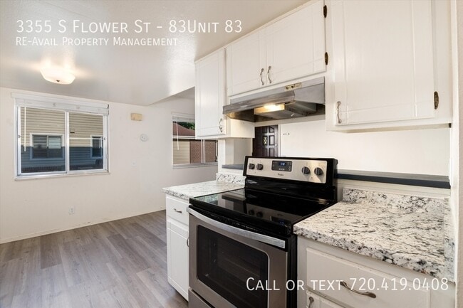 Building Photo - 3355 S Flower St