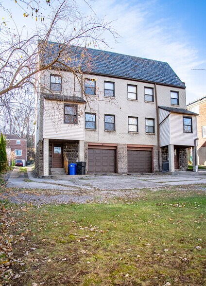 Building Photo - 153 Morrison Dr