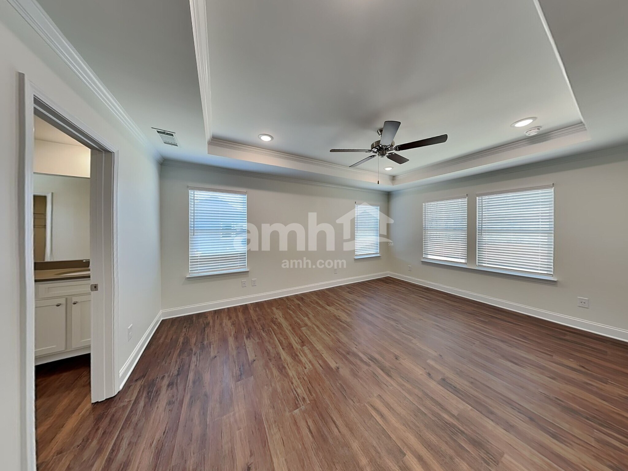 Building Photo - 5252 Blue Mountain Dr
