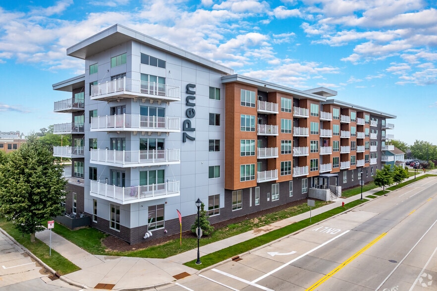 Primary Photo - 7Penn