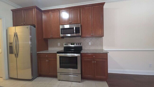 Building Photo - Resort Living. Fort Bragg Close. This is the One.