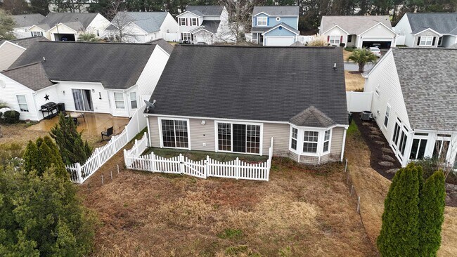 Building Photo - 698 Pepperbush Dr