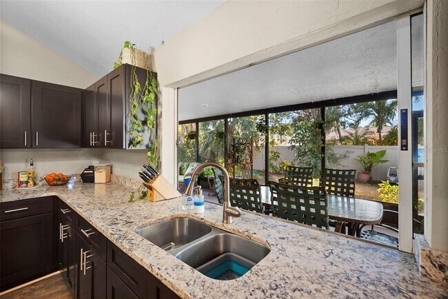 Building Photo - 402 72nd St NW