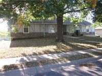 Building Photo - 1705 Blueberry Dr