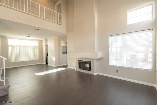 Building Photo - 7528 Holloran Ct