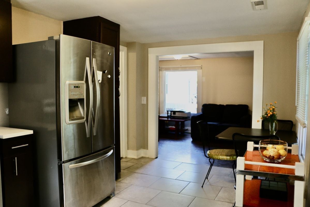 Building Photo - 112 Lucile St