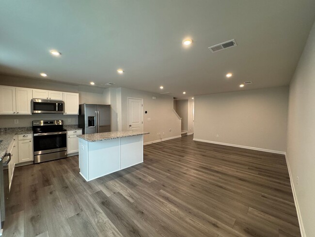 Building Photo - 3 Bed | 2.5 Bath New Construction Townhous...