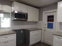 Building Photo - 7619 Ilex St
