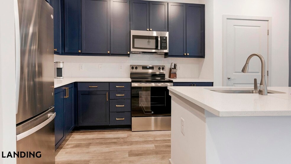 Building Photo - 2900 4th Ave NW