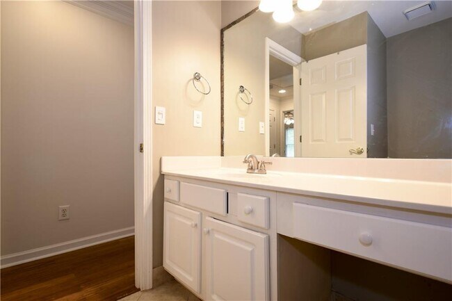 Building Photo - 4534 Village Springs Run