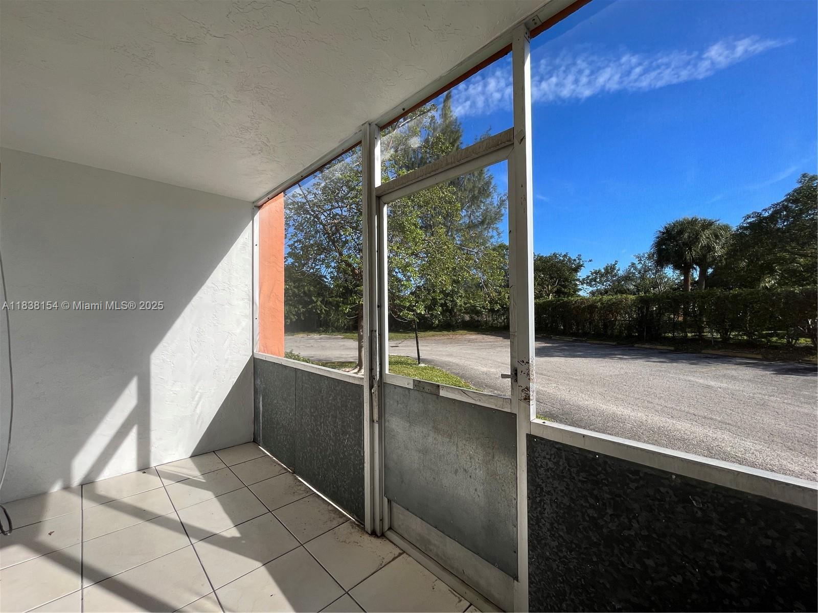 Building Photo - 4354 NW 9th Ave