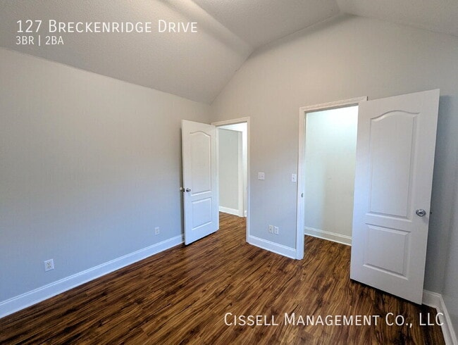 Building Photo - 127 Breckenridge Dr