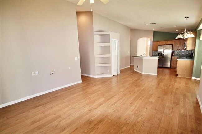 Building Photo - 9429 Southern Garden Cir