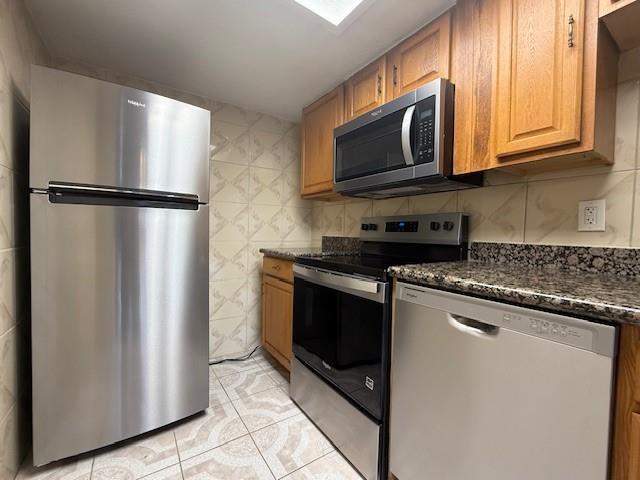 Building Photo - 12802 Midway Rd