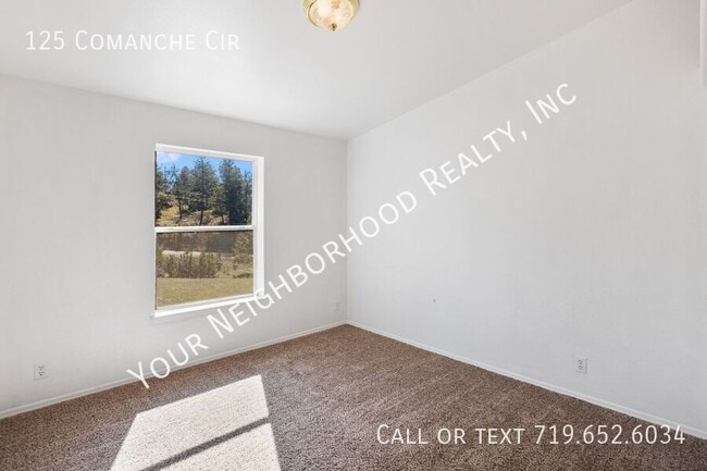 Building Photo - 125 Comanche Cir