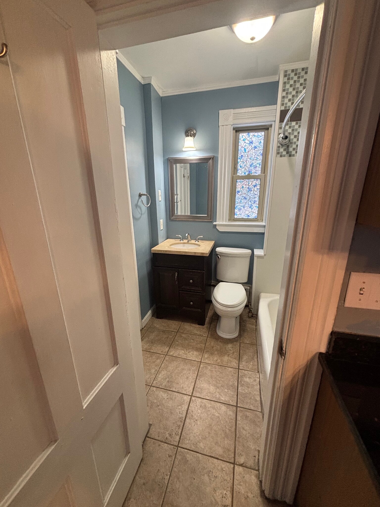 Building Photo - 861 Chestnut St