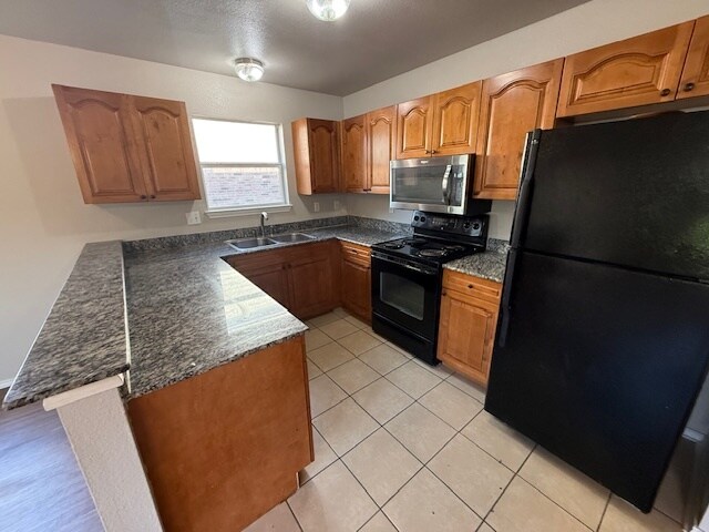 Building Photo - 725 Claremont Pky
