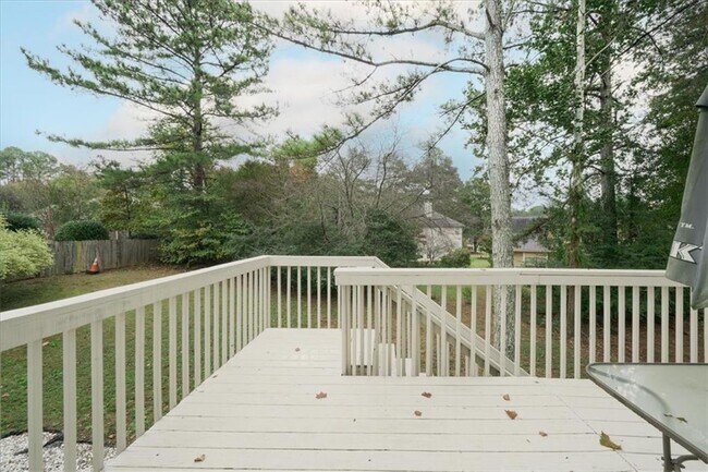 Building Photo - 4085 Pineset Dr