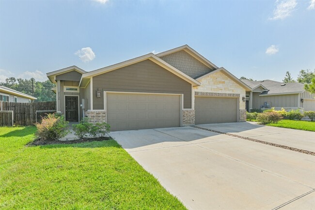 Building Photo - 25124 Pacific Wren Dr