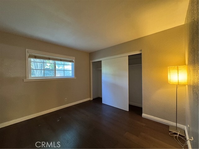 Building Photo - 353 S Heatherstone St