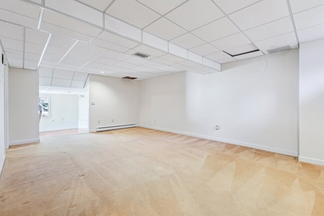 Building Photo - 10 Old Nugent