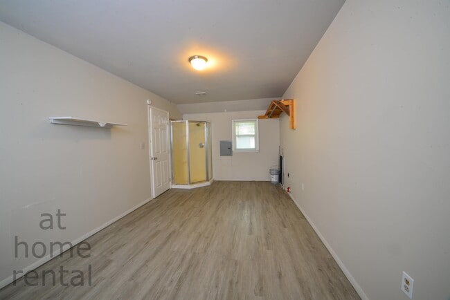 Building Photo - 4628 S 31st W Ave