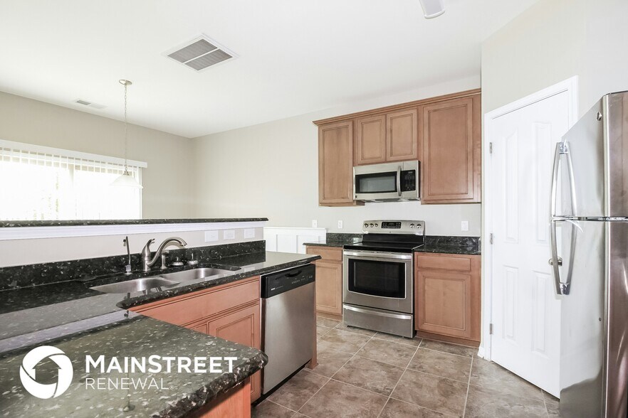 Building Photo - 2942 Mirasol Ct