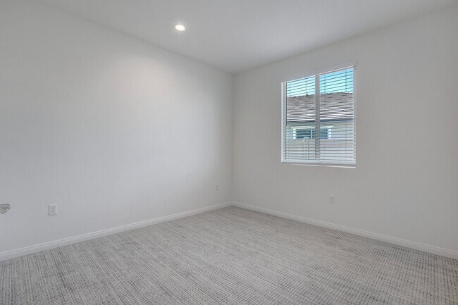 Building Photo - 29587 Fortitude Dr