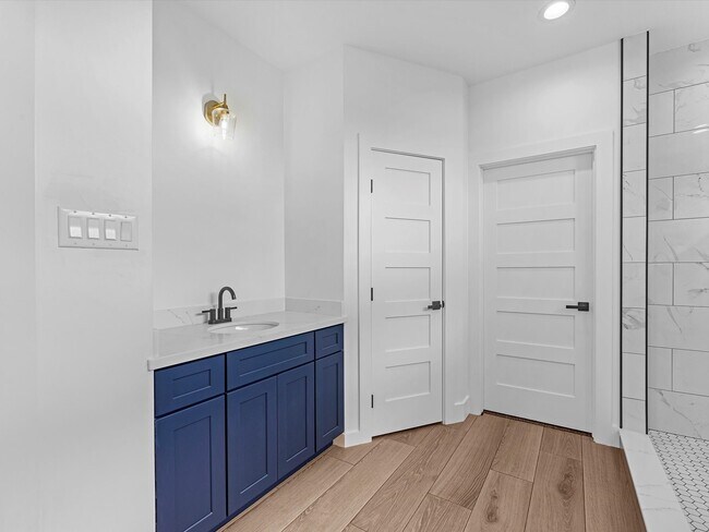 Building Photo - 1130 Miller Rd