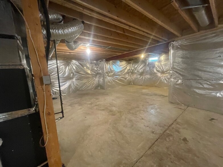 Building Photo - 2410 Walthall Ct