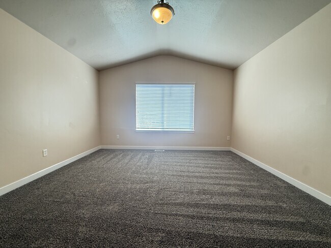 Building Photo - 2798 Asbury Ln
