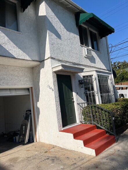 Building Photo - 1346 S Cloverdale Ave