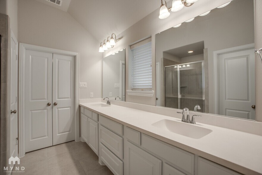 Building Photo - 3201 Damsel Sauvage Ln