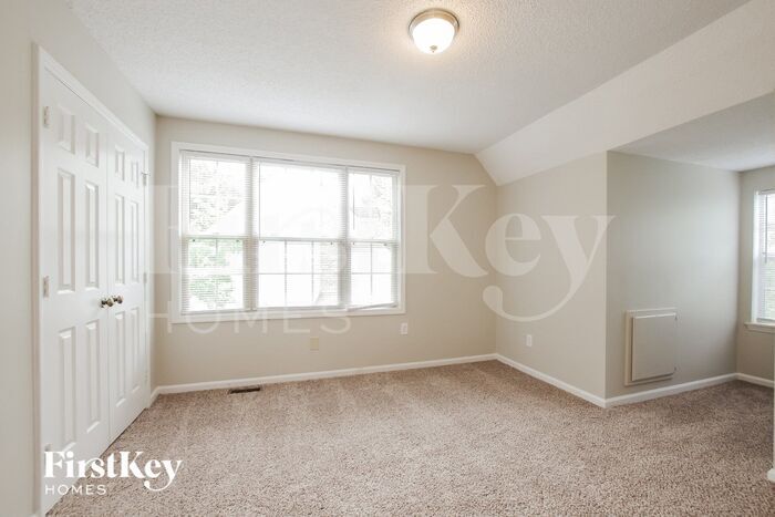 Building Photo - 7500 Barn Stone Dr