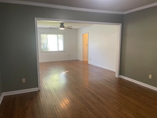 Building Photo - 3320 Central Ave