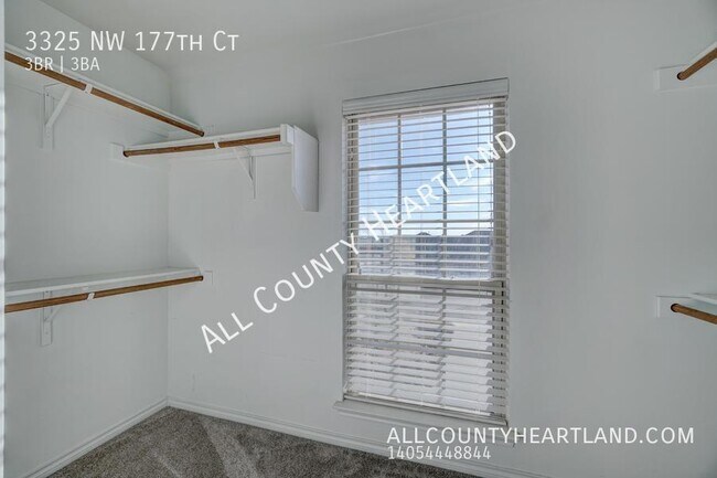 Building Photo - 3325 NW 177th St