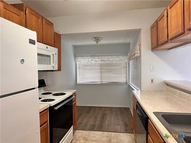 Building Photo - 158 Stockmen Ln