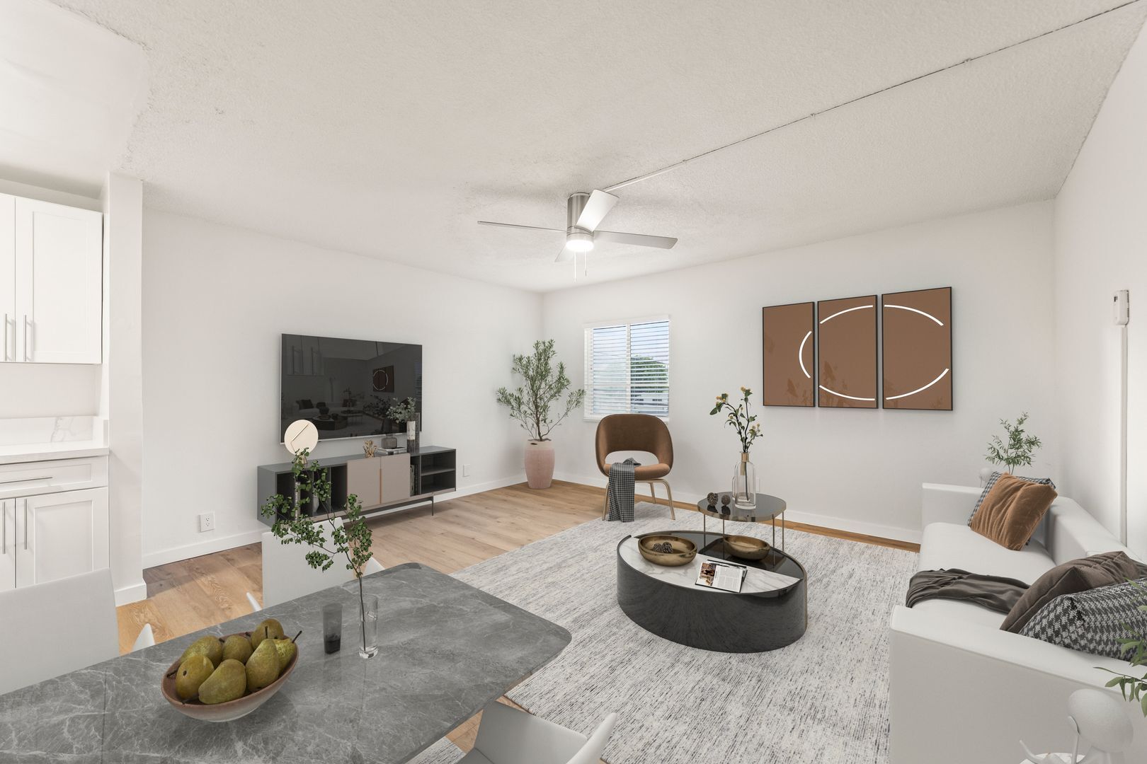 Building Photo - 6316 S Vermont Ave