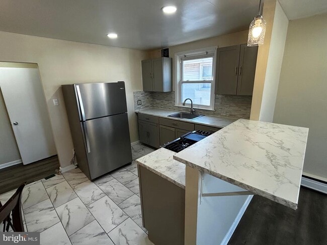 Building Photo - 7347 Tabor Ave